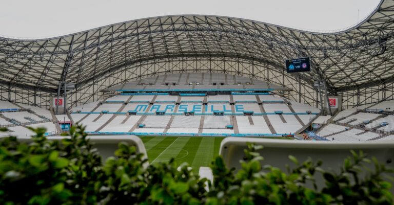 Mercato - OM : une décision surprise et les prochains recrutements pourraient être sérieusement impactés Mercato - OM : une décision surprise et les prochains recrutements pourraient être sérieusement impactés | OM Mercato